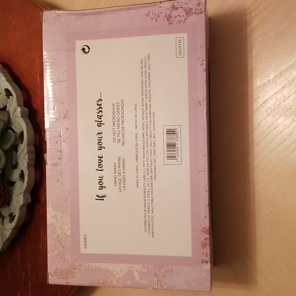 Four Piece Glass Party Set - Picture 5 of 10